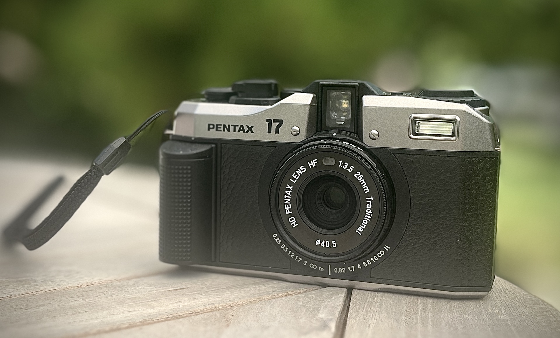 ANALOG PHOTOGRAPHY – Pentax 17 – Everything Geek